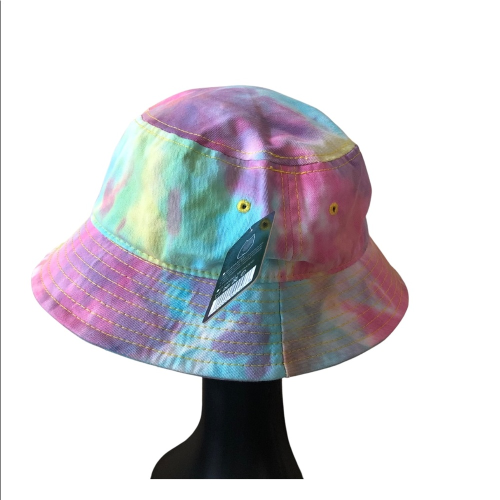 🌟 Tie Dye Bucket Hat! 🌟
